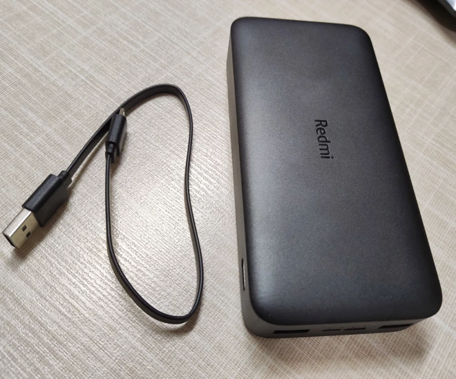 پاوربانک شیائومی Redmi 20000mAh نمی‌گذارد باتری تمام کنید! 3